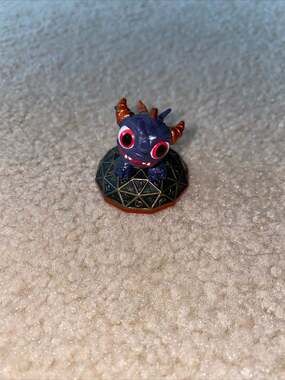 Skylanders Trap Team Spry Mini Sidekick Figure Magic Figure